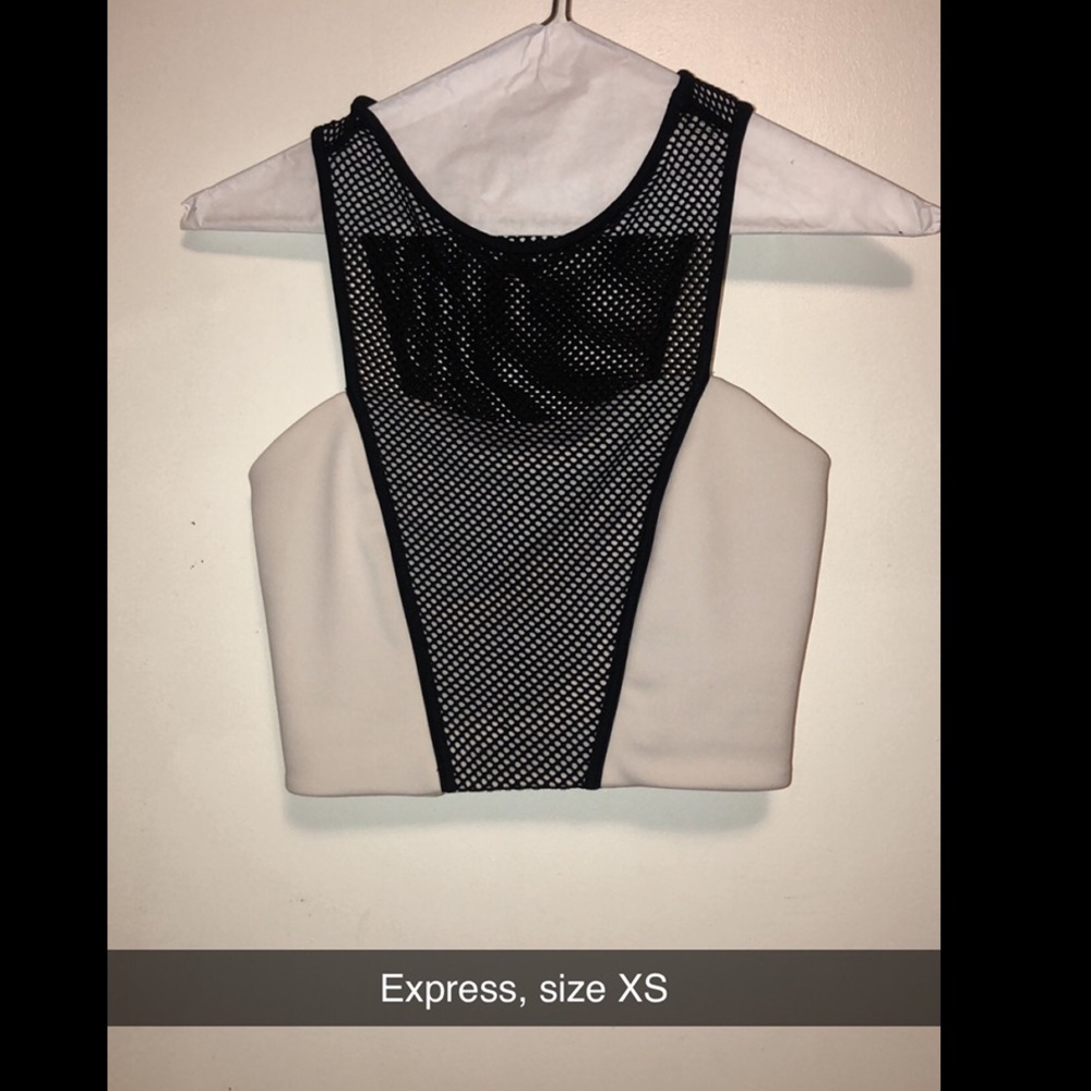 Express sleeveless croptops